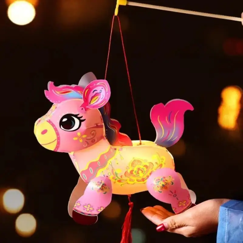 1PCS Cartoon Pony Pattern Lantern Kids Handheld Lantern Handmade  DIY Horse Lantern Craft Kit for Spring Festival Party Decor