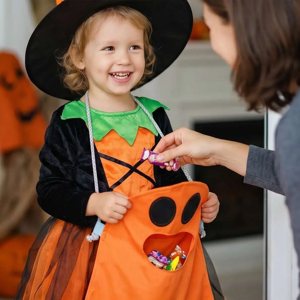 Halloween Ghost Drawstring Candy Bag, Reusable Trick-Or-Treat Pouch, Halloween Party Gift Bag, Costume Prop
