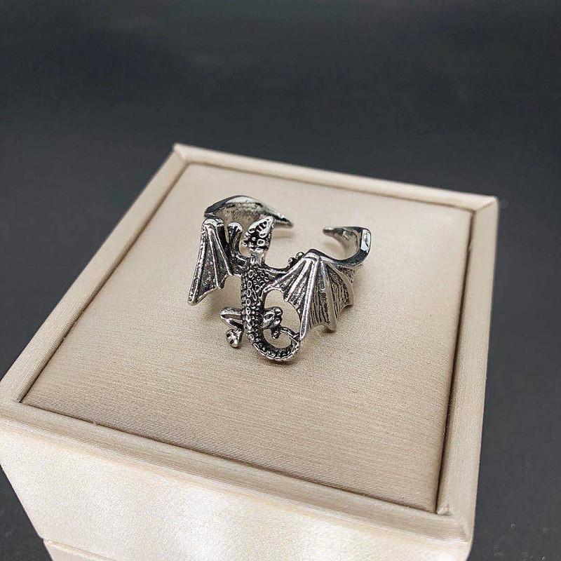 Dragon-Shaped Ring Black Pteranodon Design For Daily Wear Ideal for Parties, Dances, and Celebrations Engraved Dragon Pattern Unisex Jewelry Unique Accessory rings for men