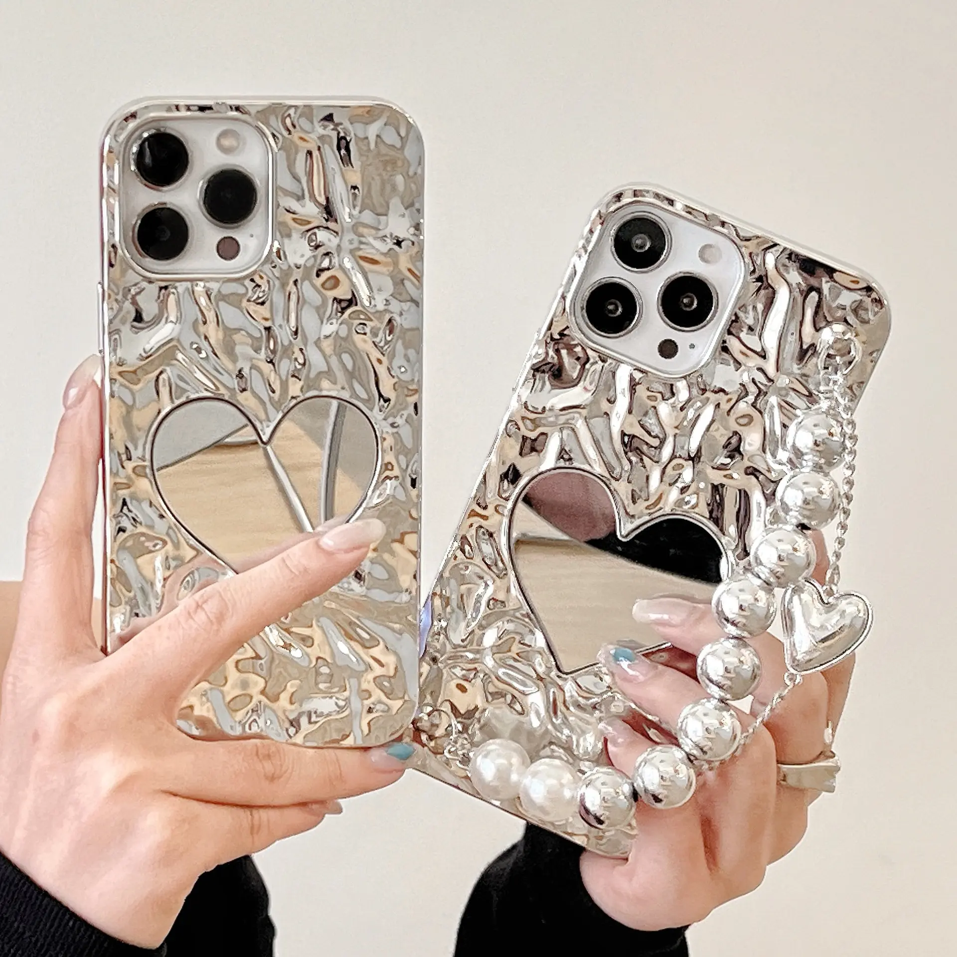 Niche Instagram-style electroplated heart-shaped mirror chain case suitable for iPhone 16, Apple 17 Pro Max, 15, and 14 for women