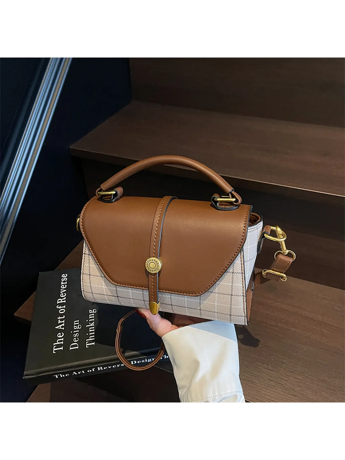 This year's popular women's bags 2026 new fashion color-blocking plaid crossbody bag exquisite super popular small handbag