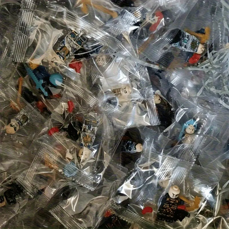 A set of 20 randomly colorful mini stacked human figures, perfect for Father's Day, Mother's Day, and festive indoor decorations | Optimistic design | Suitable for various room types, applicable for 10 occasions