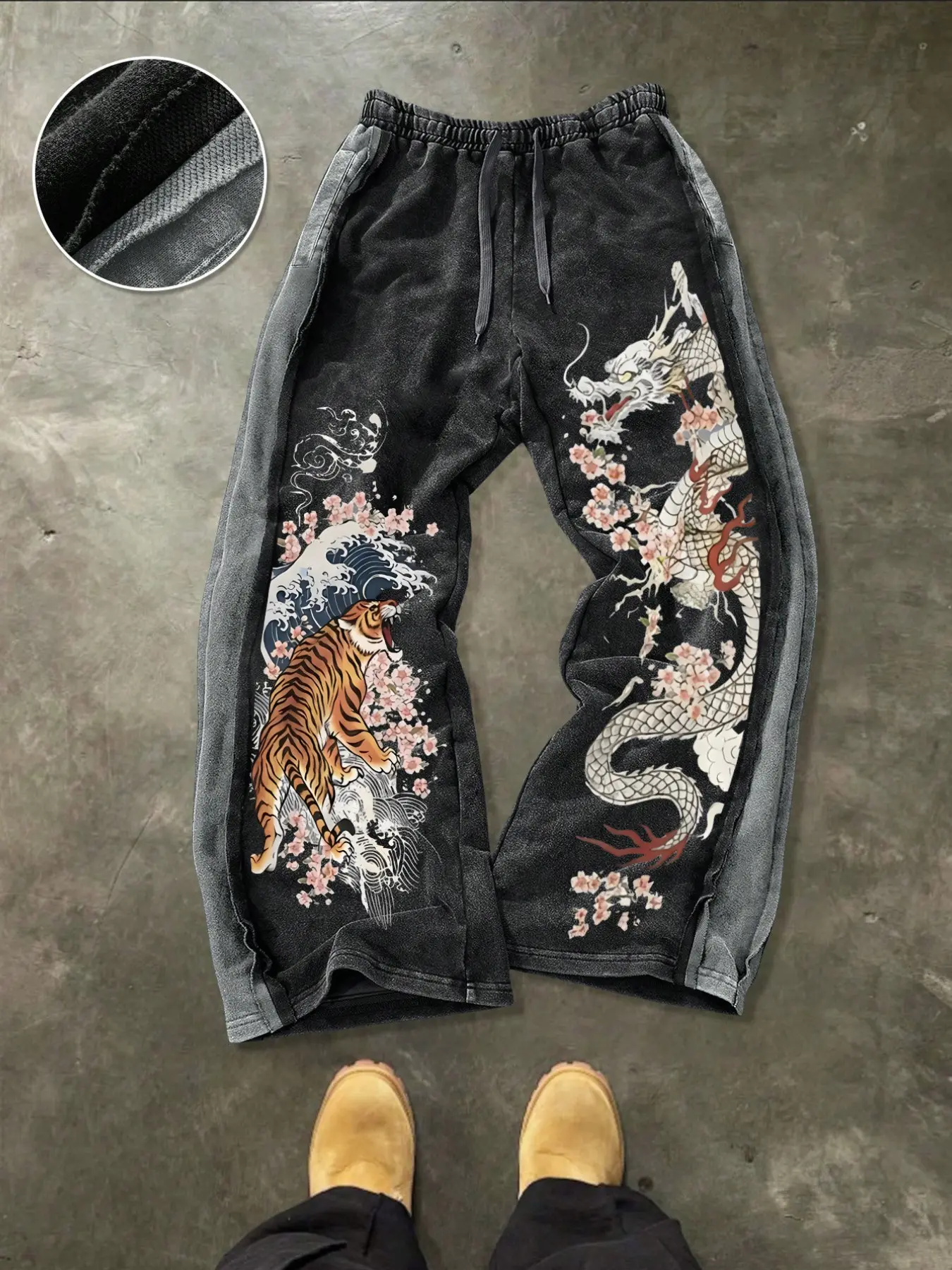 Y2K Grunge Vintage Japanese Streetwear Oversized Wide Leg Sweatpants Unisex Acid Wash Baggy Trousers with Dragon & Tiger Graphic Print Casual Harajuku Skateboarding Pants