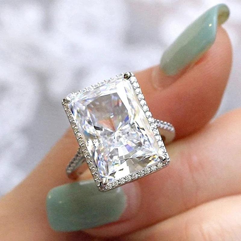 Bright Rectangular Eye-Catching Statement moissanite Ring - Quiet Luxury Trendy It Girl Elegant Minimalist Jewelry Accessories for Women Valentines Gifts for gf Bright Rectangular Eye-Catching Statement moissanite Ring - Quiet Luxury Trendy It Girl Elegant Minimalist Jewelry Accessories for Women Valentines Gifts for gf