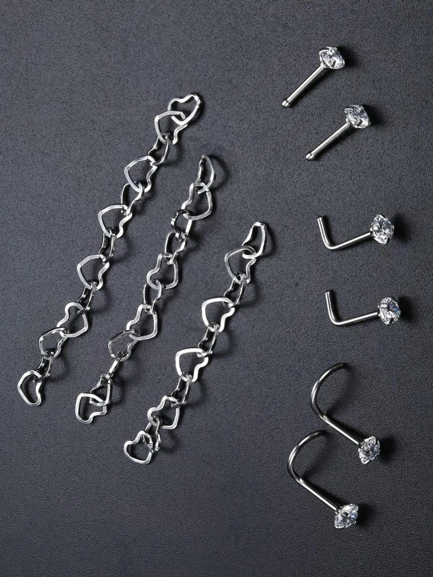 3 Pcs Silvery Across Nose Chain 316L Stainless Steel Nostril Piercing Jewelry for Women Men, Elegant Heart Detail Chain and Timeless L Shaped Nose Stud Combo, on-Trend Nose Piercing Decor, Creative Gift for Piercing Fans Alternative Style Enthusiasts