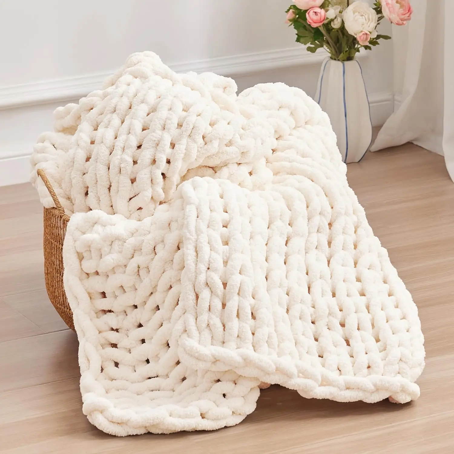 Chunky Knit Throw Blanket, 50''*60'' Knitted Throw Yarn for Bed Couch, Big Thick Blanket, Machine Washable Cute Comfy Blanket for Home Decor