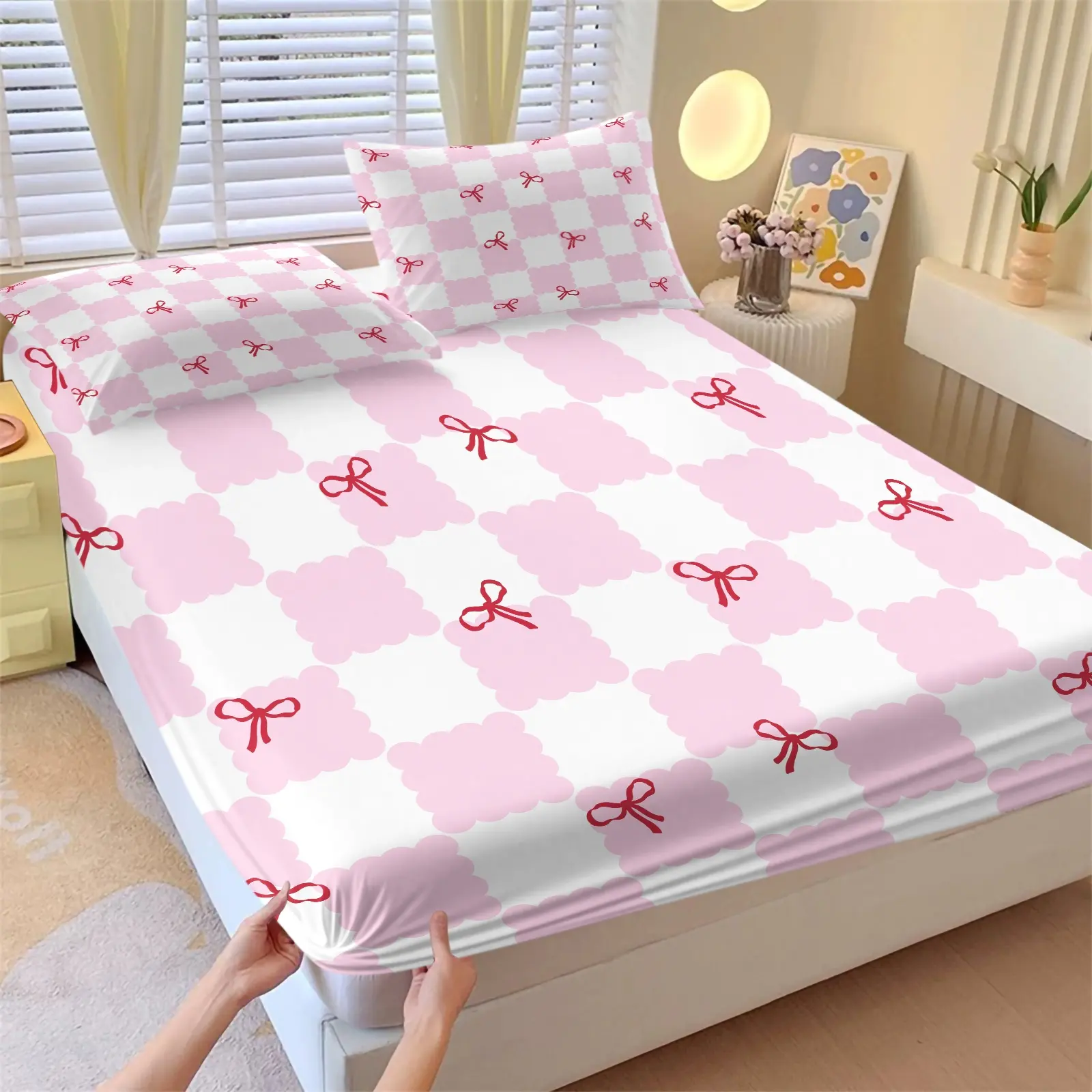 Pink White Wavy Checker Red Bow Print Fitted Sheet Set, 1 Fitted Sheet & 2 Pillowcases, Deep Pocket Elastic Non Slip Mattress Cover All Size, Skin-Friendly All-Season Bedding Set, Cute Bedding, Decor For Teen Girl Dorm Or Gift