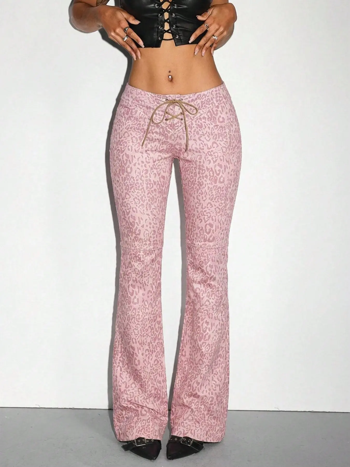 Women's Low Waist Leopard Print Tie Front Micro Flare Jeans, Vintage Washed Slim Fit Stretch Bell Pants, Comfortable High Street Fashion