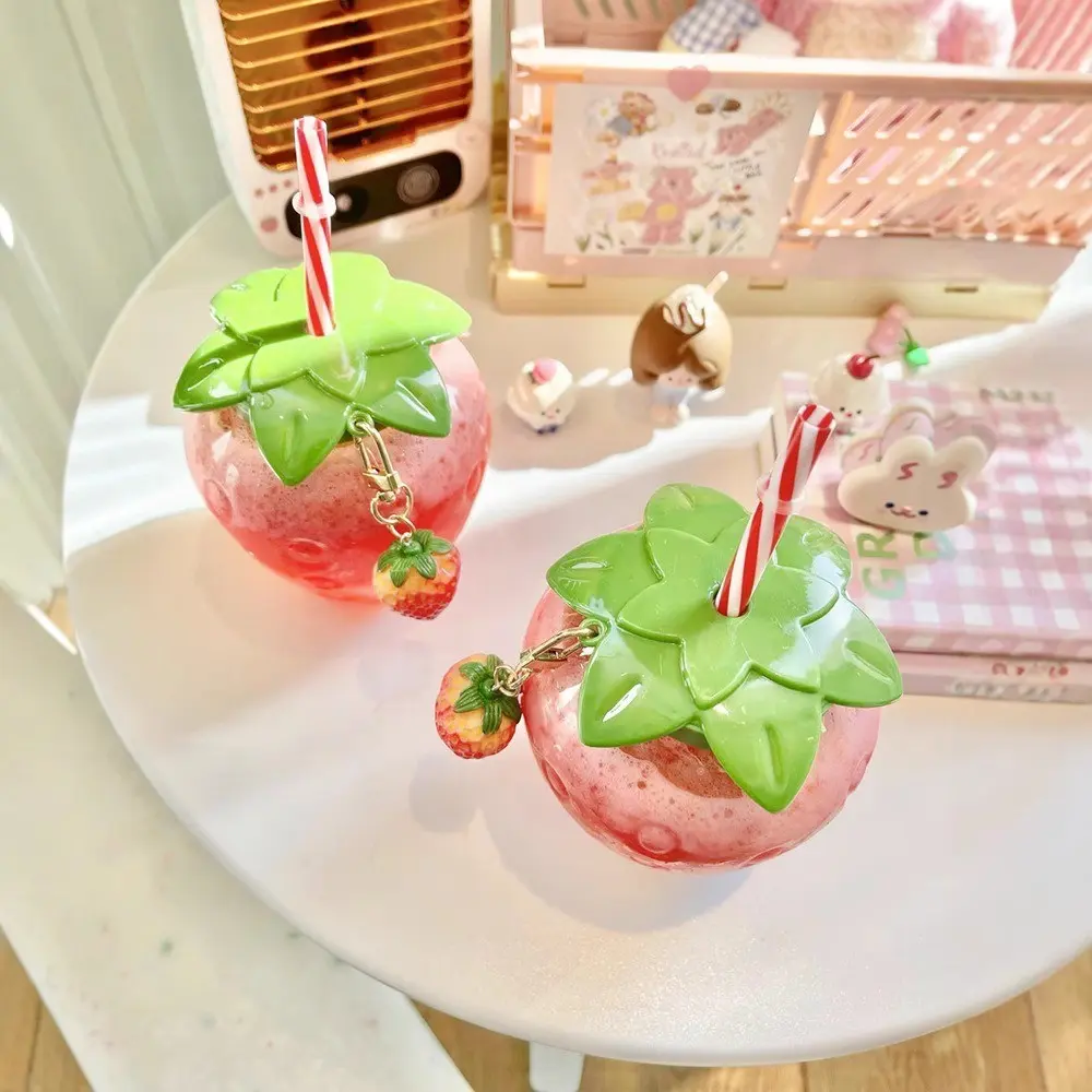 2pcs/4pcs Leak-Proof Covered Straw Cups, Lightweight BPA-Free Plastic, Cute Hawaii Fruit Design, Ideal for Travel, Beach, Swimming