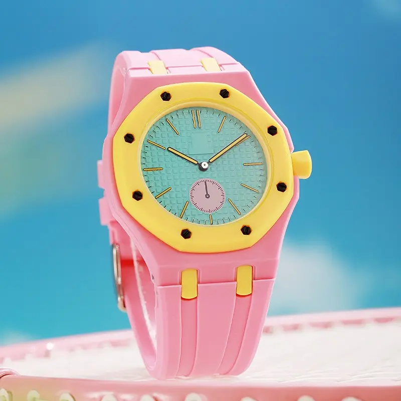 Attractive Minimal Casual Watch Bundle Smooth Rubber Wrist Watch Beautiful Pendant Pocket Watch Additional Swap Strap Holiday Surprise Present