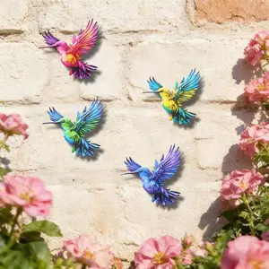 4pcs Colorful Iron Hummingbird Wall Decor, Outdoor Garden Fence Decoration, Outdoor Garden Accessories, Rust-Resistant Metal Hanging Ornament, American Country Style, Iron Garden Art, Artwork