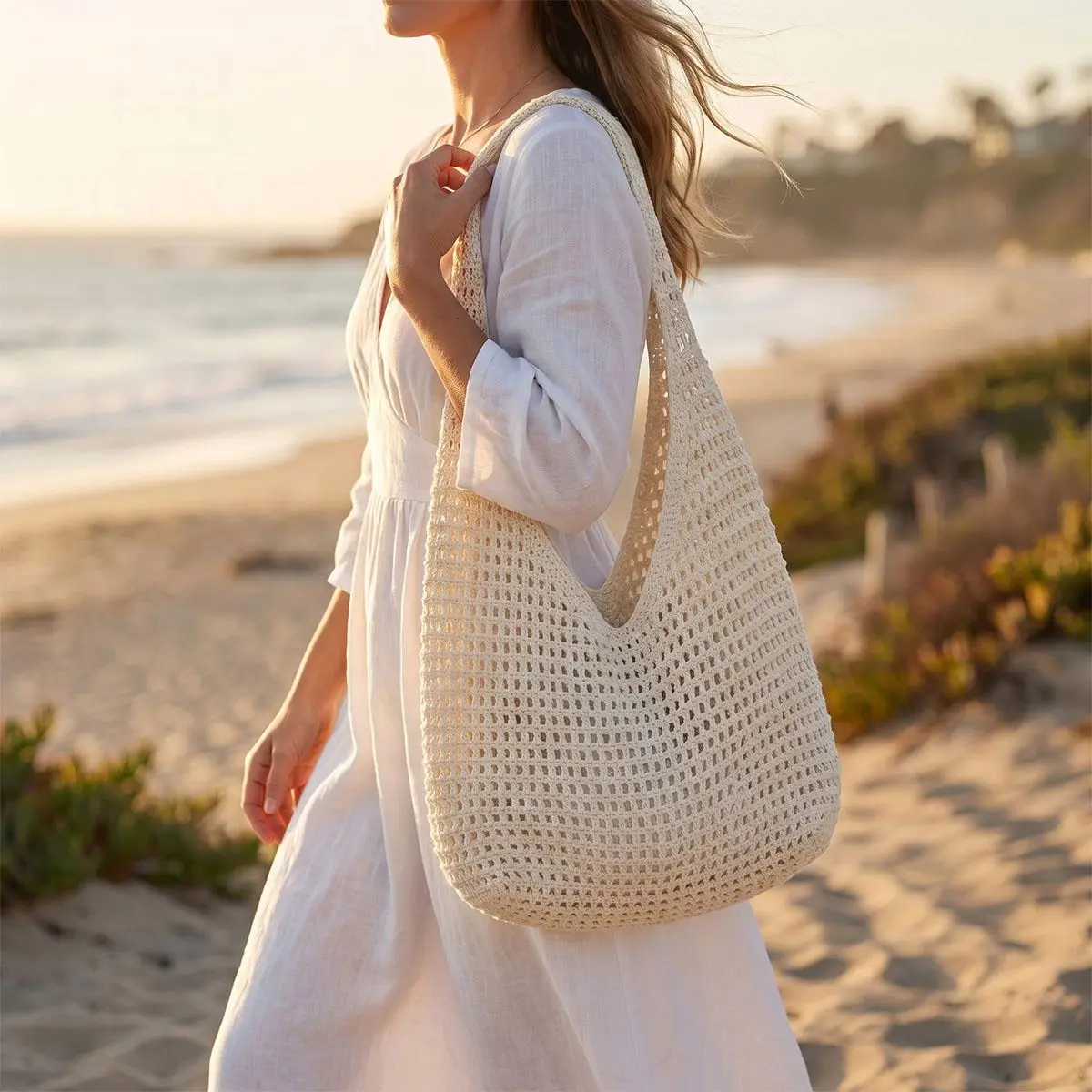 Women's Lightweight Versatile Tote - Bohemian Hollow-Knitted Grid Pattern Crochet Beach Gym Bag, Large Capacity for Summer Travel Sports & Outdoor Use, Beach Bag, Aesthetic Tote, Beach Tote Purse