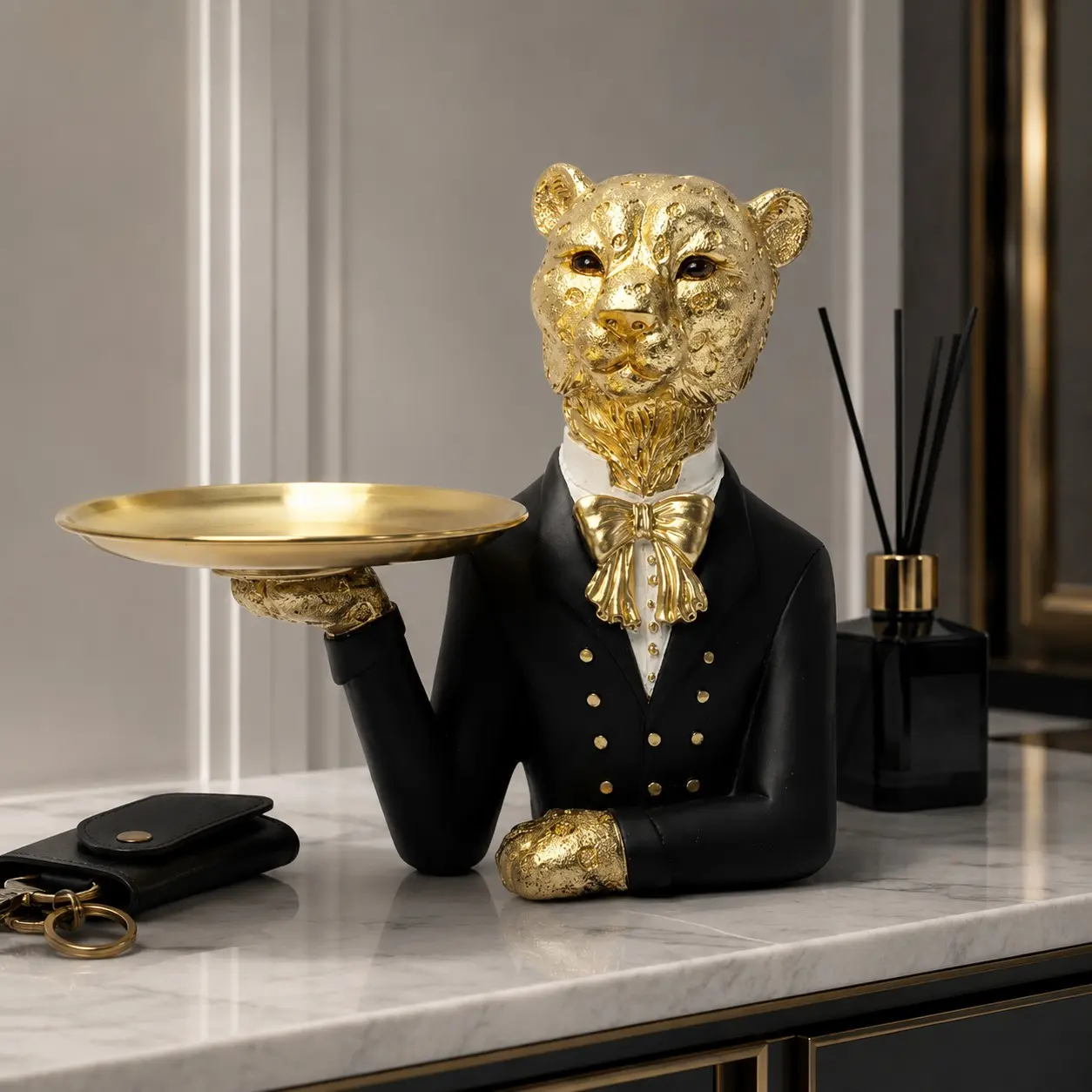 Gentleman Leopard Butler Tray Ornament, Light Luxury Gold Resin Craft, Home Entrance Desktop Storage Decorative Item, Animal Decorations, Resin Animal Ornaments