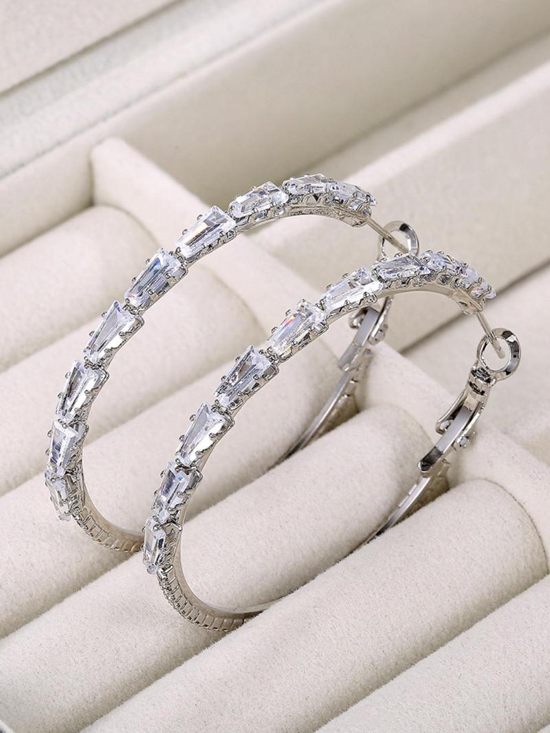Women's 1 Pair Elegant Artificial Zircon Dainty Lightweight Hoops Earrings, Fashionable Earrings for Women, Fashion Jewelry Accessories for Party, Daily Clothing Decor, Elegant Minimalist Earrings Women's 1 Pair Elegant Artificial Zircon Dainty Lightweight Hoops Earrings, Fashionable Earrings for Women, Fashion Jewelry Accessories for Party, Daily Clothing Decor, Elegant Minimalist Earrings