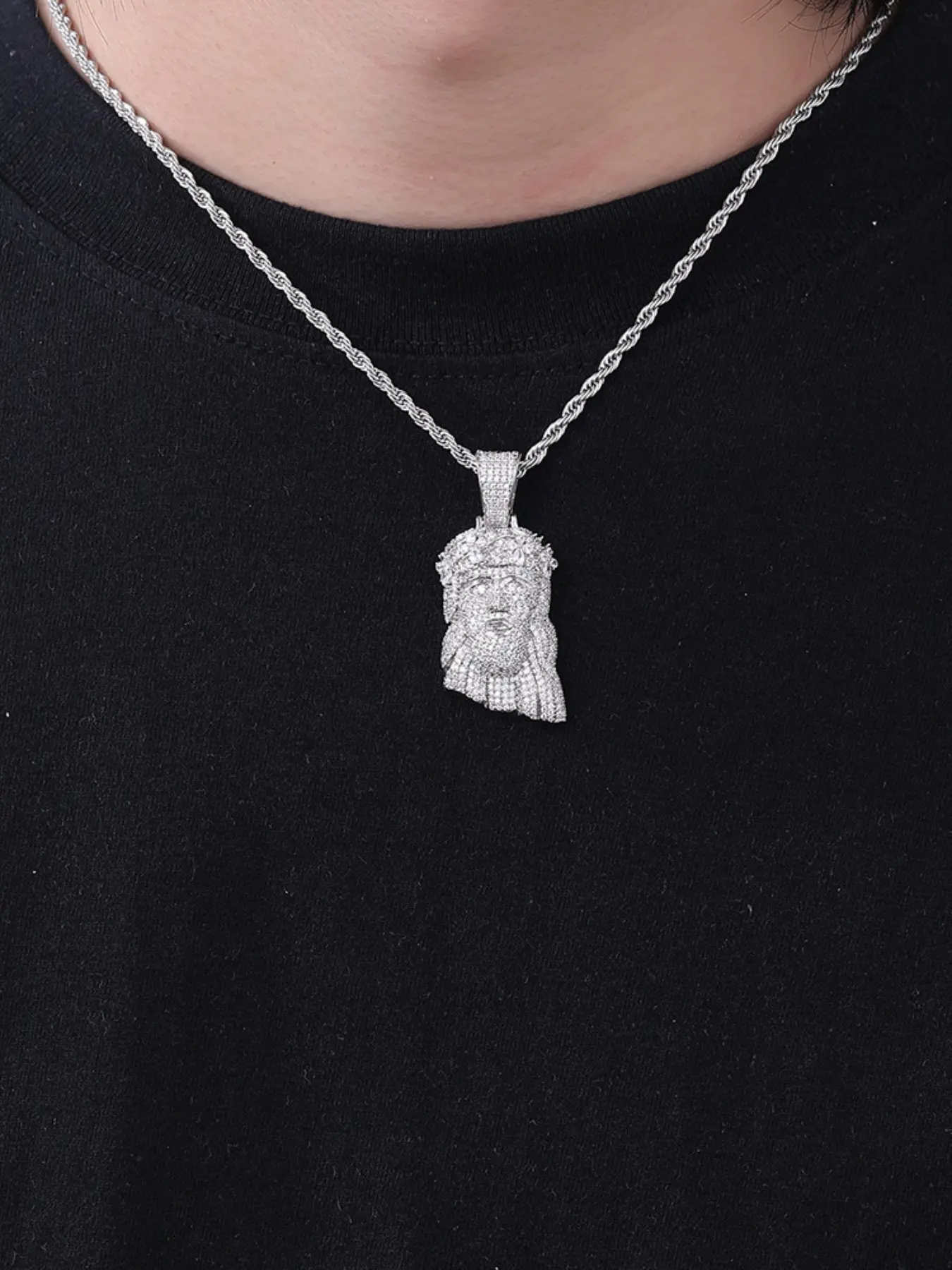Four-Leaf Clover Crown Pendant Necklace, Classic Retro Hip-Hop Style, Copper Zircon Embedded, Unisex Streetwear Accessory