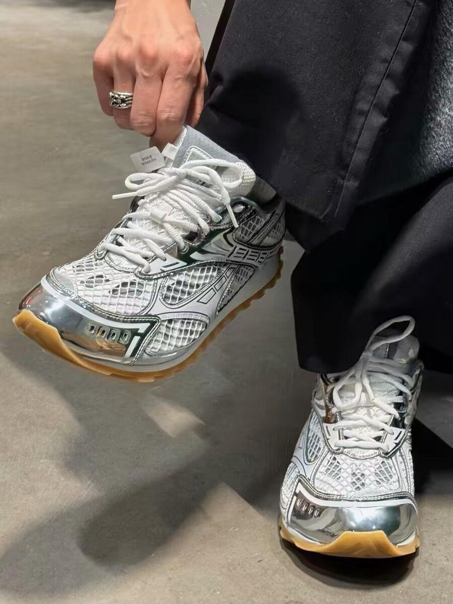 Lace Up Flat Causal Shoes Women Round Toe Designer Female Outside Walking Running Shoes 2025 Runway Trainers Couple Shoes Closed Girl mens shoes