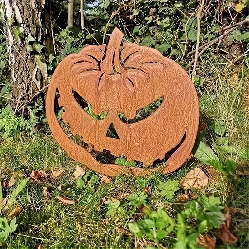 4 Vintage Metal Halloween Pumpkin Garden Plaques, Festive Jack Lantern Courtyard Signs, Outdoor Fall Art Statues for Garden, Lawn, Patio Decor