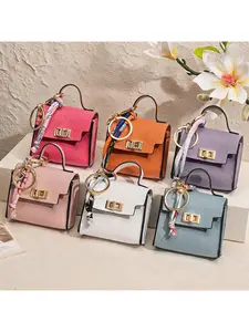Mini Square Bag Pendant Keychain - High Quality Leather with Colorful Strap, Cute Car Keychain & Bag Charm Accessory, Ultra HD Handheld Game Console, 5.5 Inch Portable Retro Player with 10 Emulator Suppor,  Ideal Christmas Birthday Gift for Dad