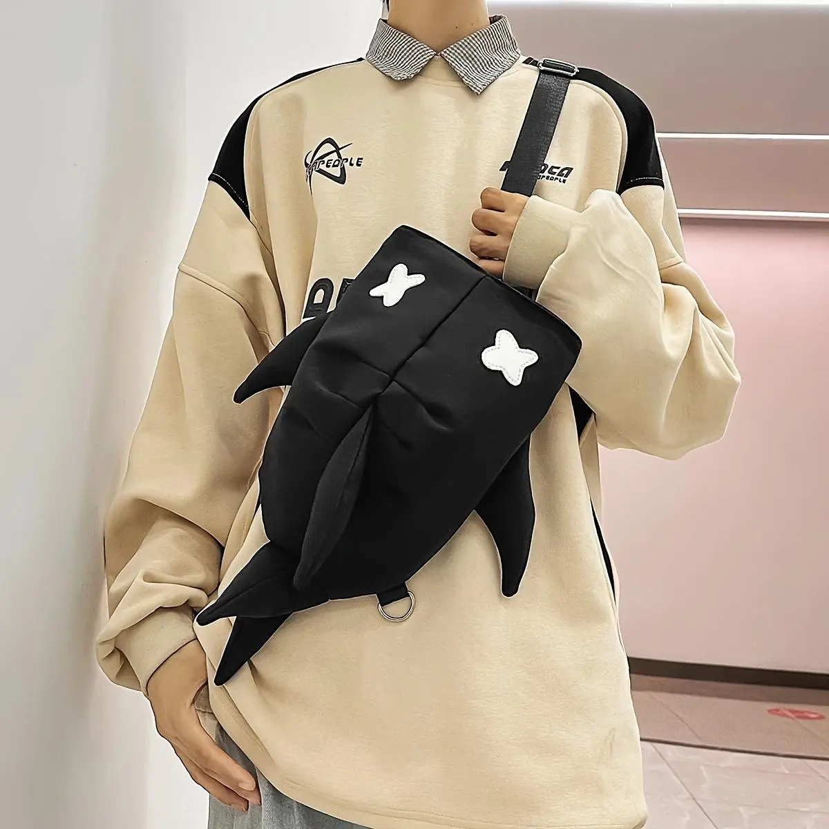 Casual Shark-Themed Sling Backpack, Lightweight Nylon Convertible Bag with Zip Closure for Travel & College, Thematic
