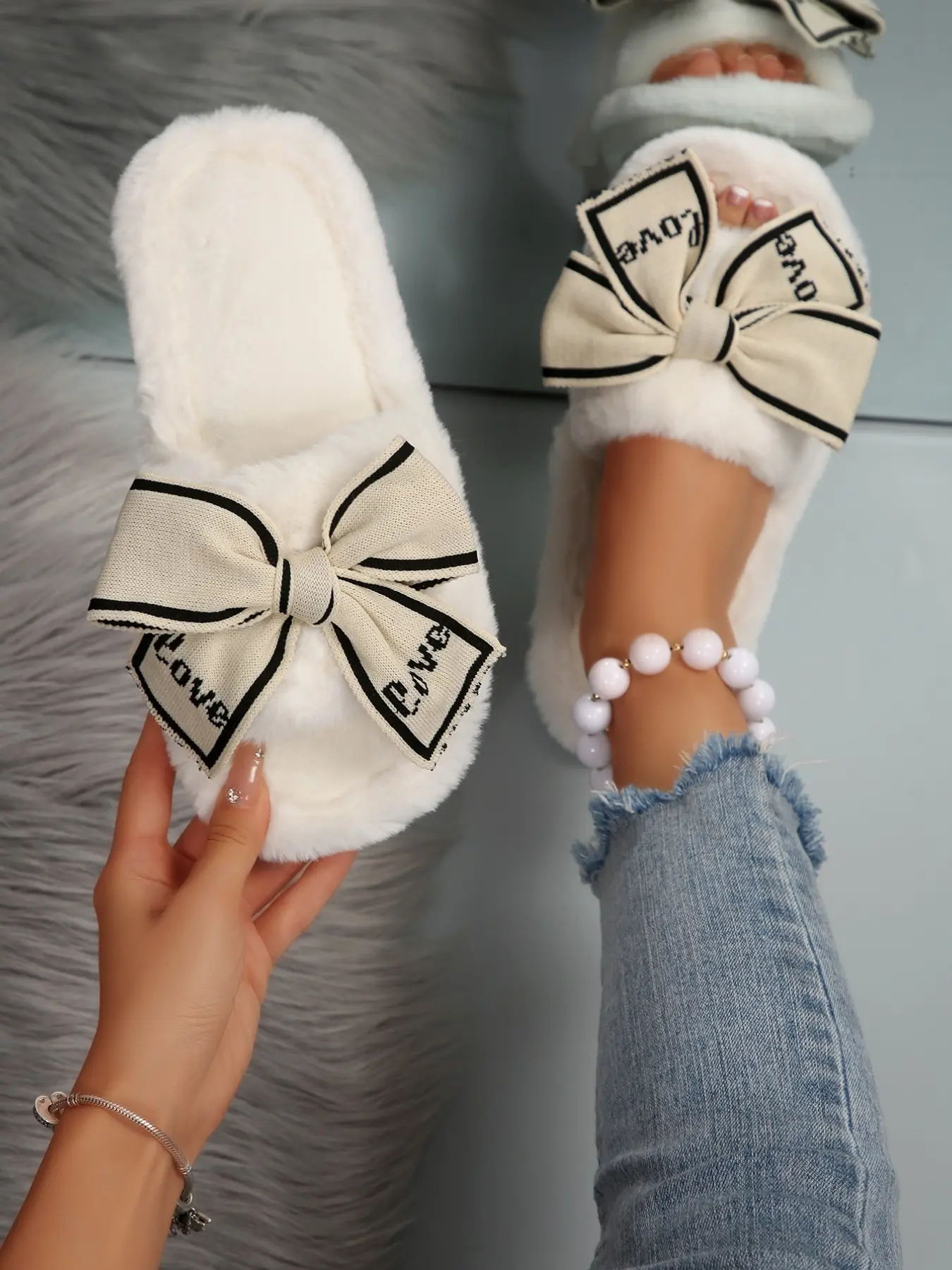 Women Fuzzy Slide Slippers, Letter Bow Decor, Open Toe Fluffy House Sandals, Comfortable Indoor Footwear for Women