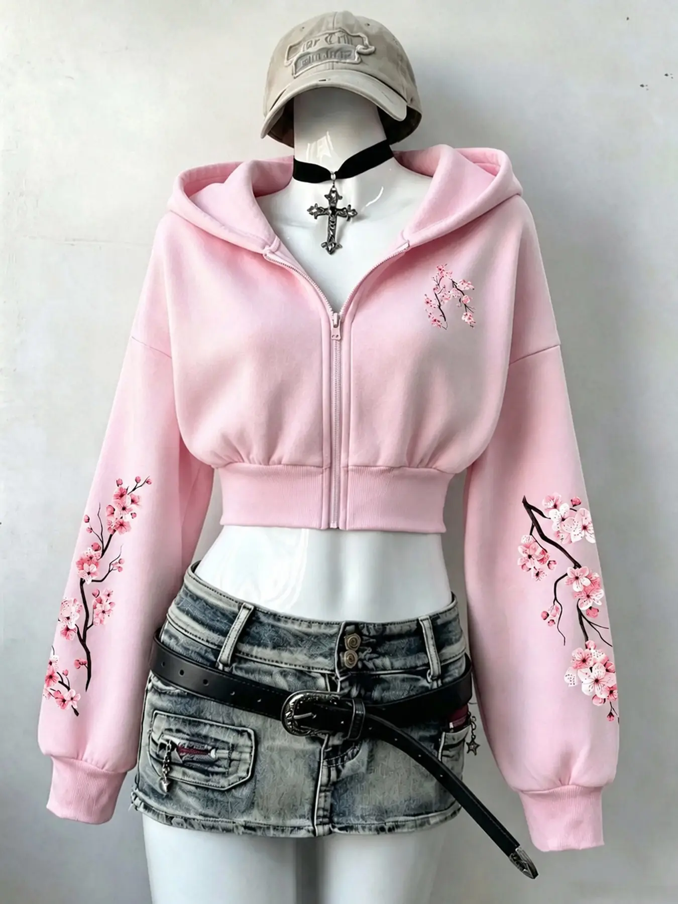 Women's Cherry Blossom Zipper Hoodie, Y2K Style High Waist Short Top, Japanese Calligraphy Print, Fall Winter Fashion, Streetwear, Gym Wear#CropHoodie #SakuraPrint #CherryBlossomOutfit #Y2KFashion #AestheticClothing #PinkHoodie #FloralStreetwear #KawaiiSt
