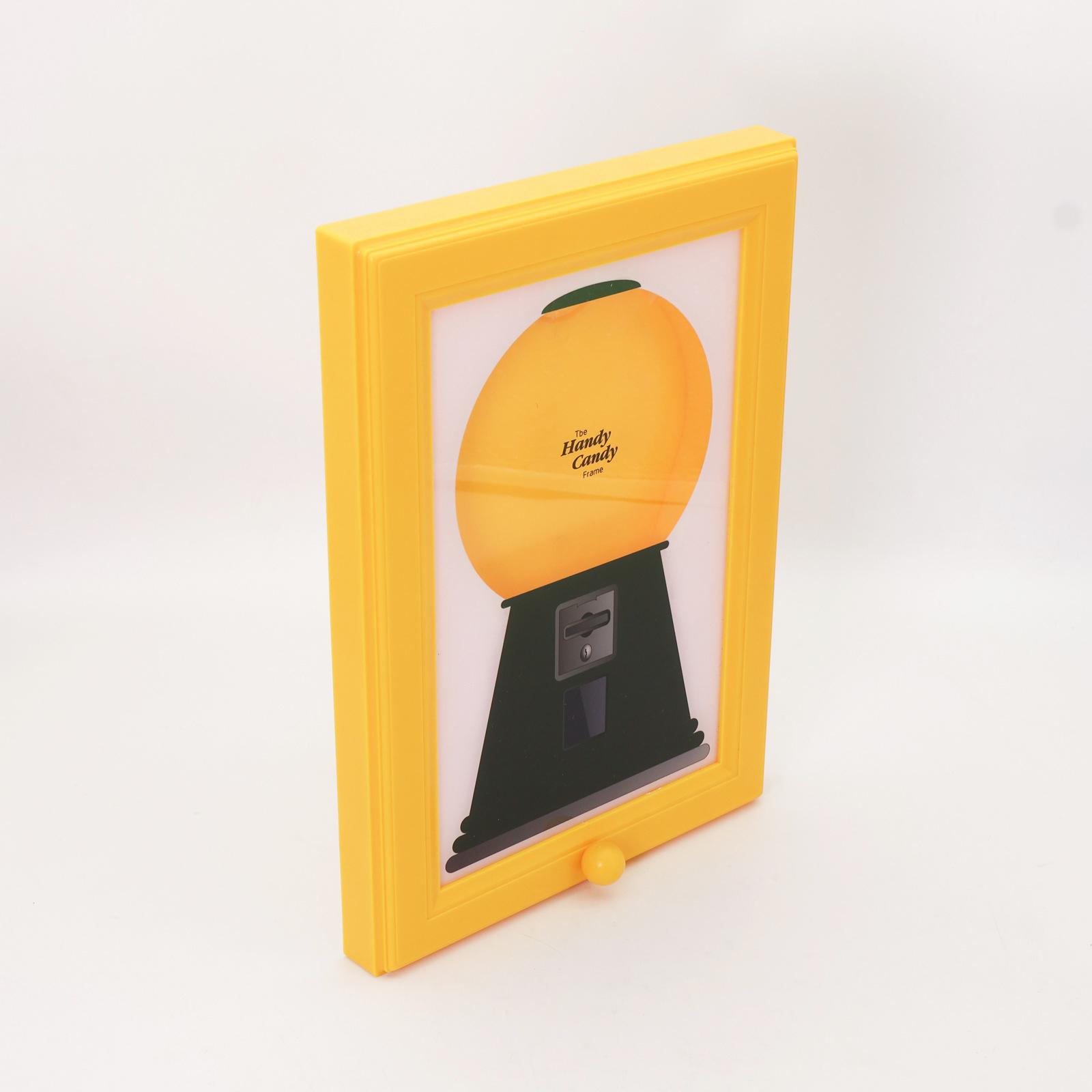 Wall-Mounted Picture Frame Candy Dispenser, Hangable Fast Candy Distribution, Sturdy Design, Fun Kitchen & Living Room Decor, Unique Gift for Holidays & Birthdays