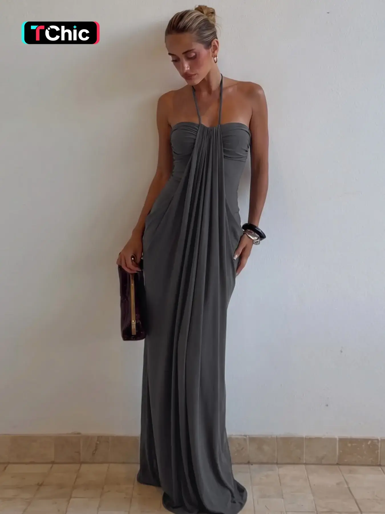 Women's Solid Color Ruched Bodycon Halter Dress, Sexy Sleeveless Strapless Backless Plicated Slim Fit Tube Dress, Party Club Date Evening Gown Formal Dress, Elegant Casual Daily Maxi Long Dresses For Ladies All Seasons Summer Fashion Clothes Wear