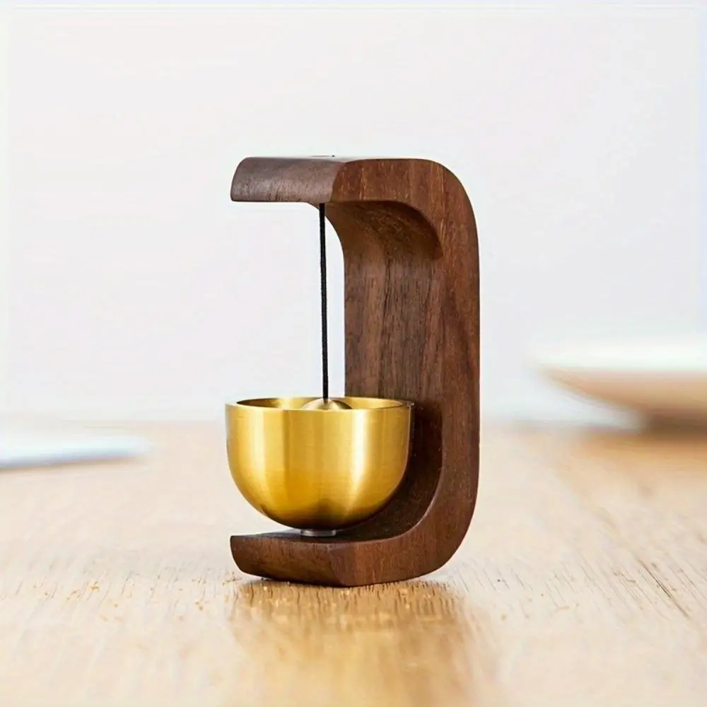 A Japanese-style wind chime with pleasant tones—a traditional hanging doorbell suitable for home entryways, living rooms, and bedrooms; it serves both as a serene welcome bell and a unique cultural gift embodying Zen aesthetics.