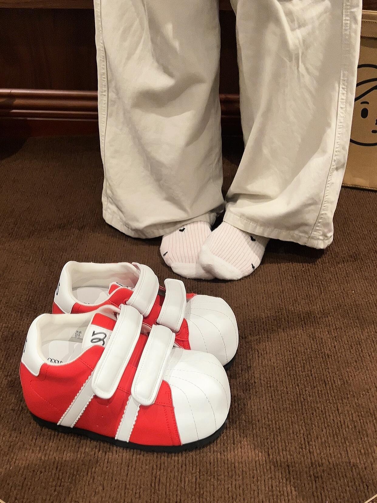 Women's shell-toe chunky shoes with 6CM internal height increase, Velcro closure, cute and quirky caterpillar bubble loafers