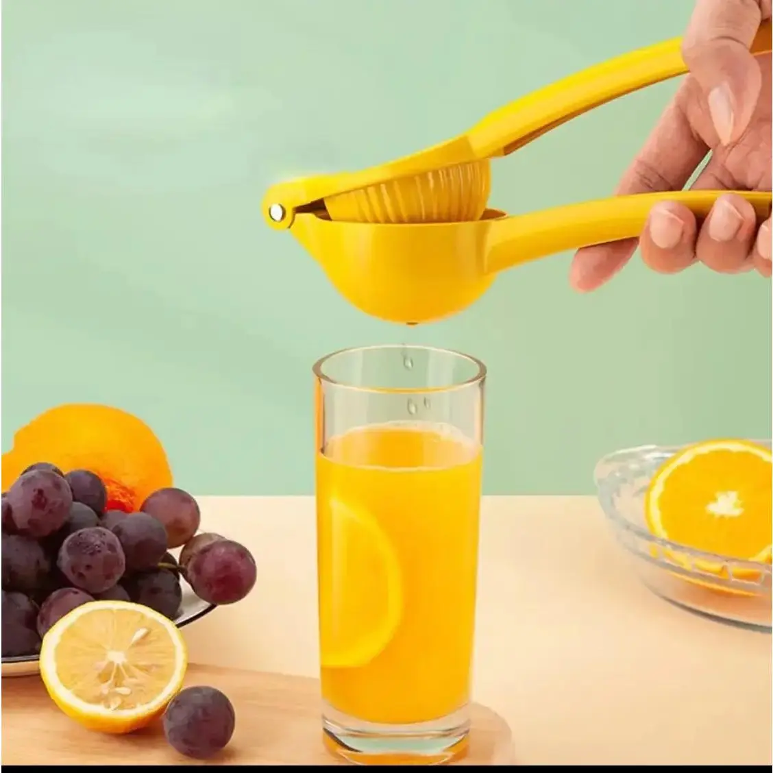 Metal Lemon Squeezer Hend Held Juicer Double Bowl Lemon Lime Squeezer Manual Orange Fruit Kitchen