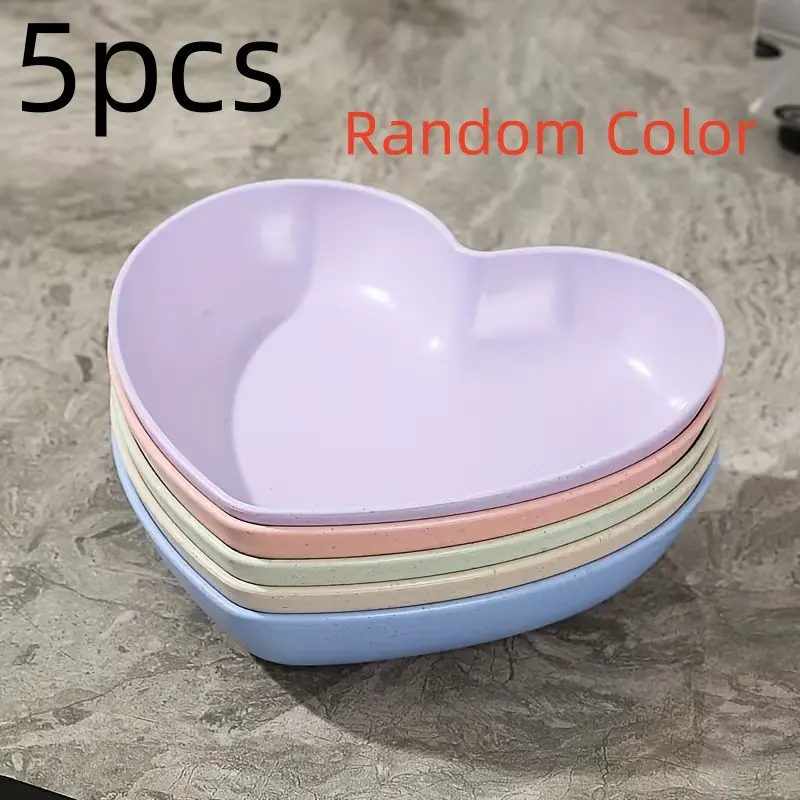 5pcs Random Color Plastic Heart Shaped Plates, Fruit Tray, Dessert Plate, Cake Dish, Snack Bowl, Pickle Dish, Kitchenware