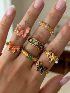 Mother's Day gift 7-piece set: elegant ring set, fashionable retro enamel oil-drip butterfly and floral costume jewelry rings set, adorned with pearls, stackable design, exquisite stacking rings, light luxury women's jewelry