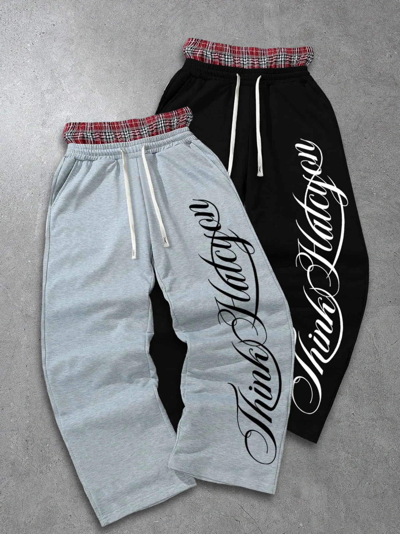 Men's Baggy Oversized Wide Leg Sweatpants Gothic Cursive Letter Print Streetwear Pants Y2K Plaid Waist Drawstring Casual Trousers Loose Fit Hip Hop Lounge Pants for Daily Street Skate
