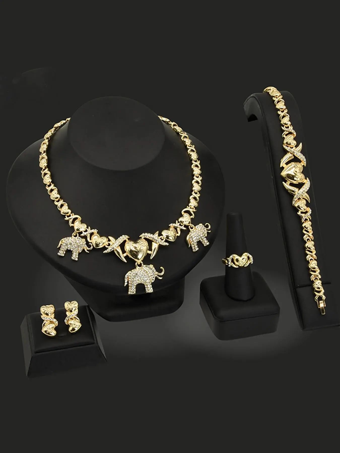 Four-Piece Women's Elegant Xo Heart Crystal Jewelry Set, Wedding Party Bride Necklace Ring Earrings Bracelet Set Party Gifts