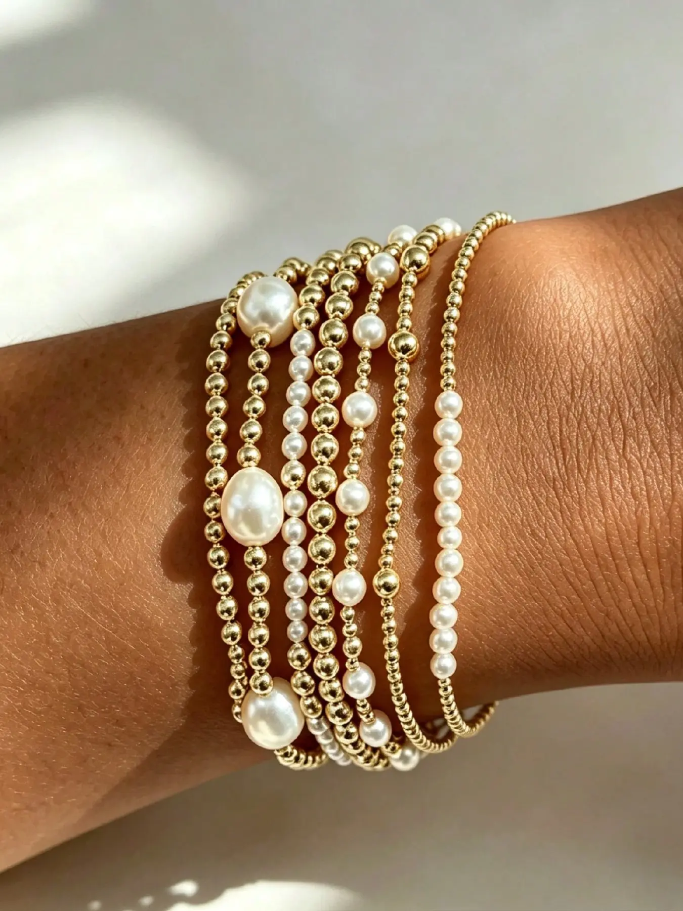 7pcs Fashion CCB Gold Beads Faux Pearl Multi-Layer Elastic Bracelet Set Stackable Women's Bracelets, Suitable For Daily, Vacation And Party Wear, Resin Beads Bracelets