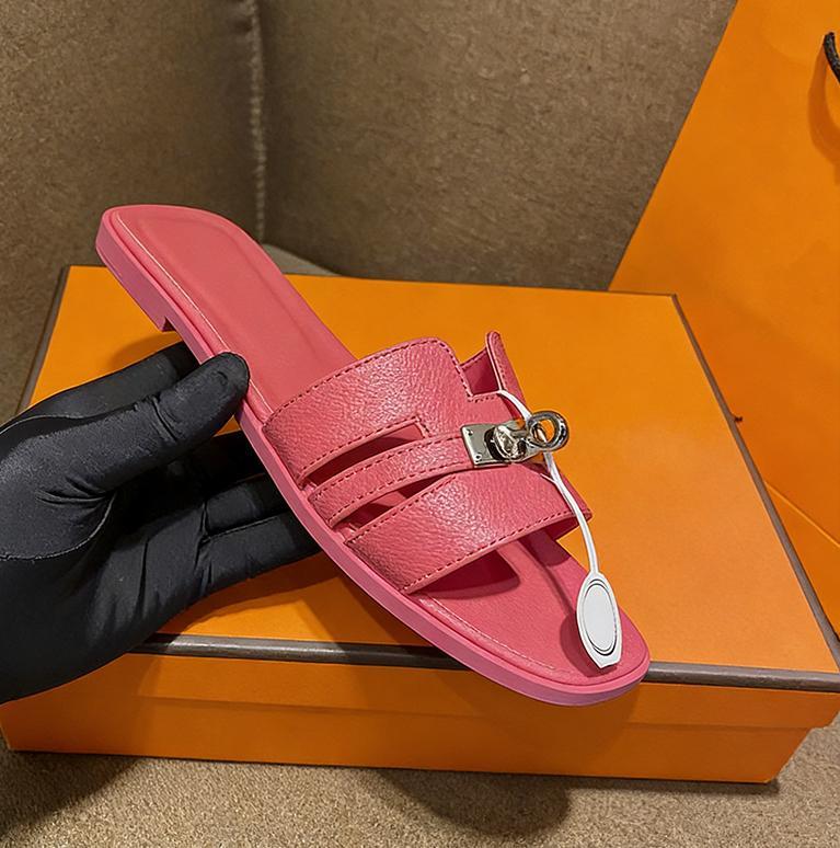 Women's Flat Slippers with Metal Buckle - Stylish & Versatile Spring/Summer New Arrivals SpringStatements Casual Flip Flops Girl Sandal Walking Shoes Footwear