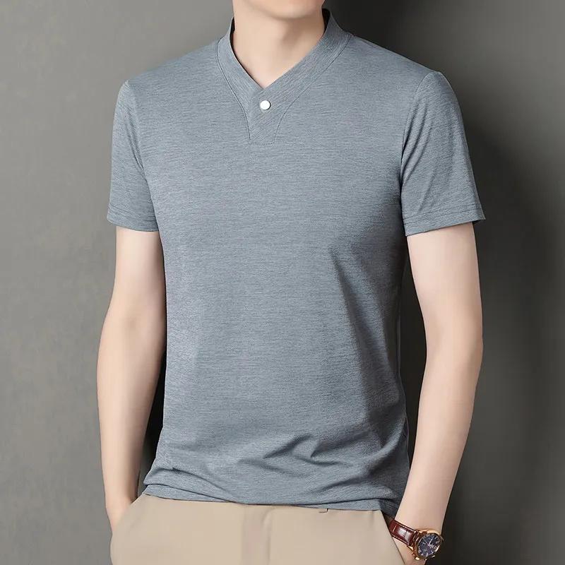 Kyn Apparel 2026 Korean Style Men's Casual and Fashionable One Button V-neck Solid Color Short Sleeved T-shirt Summer Versatile Top