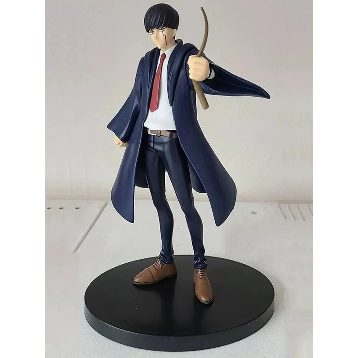 Mashle Physical Wizard Matthew Bandit Collectible Figure, Anime Model Display Piece, Anime Character Statue, High-Quality Handmade Statue, Perfect Gift for Fans