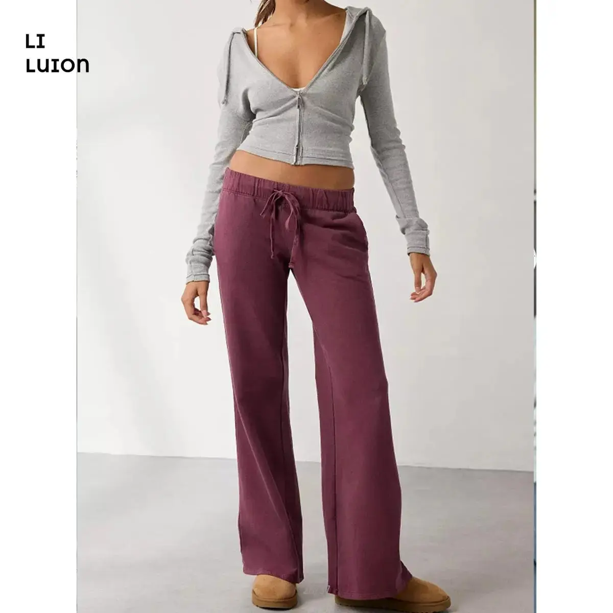 Wide Leg Sweatpants for Women Baggy Low Rise Bell Bottom Flare Sweat Pants Teen Girls Cute Yoga Joggers with Pockets