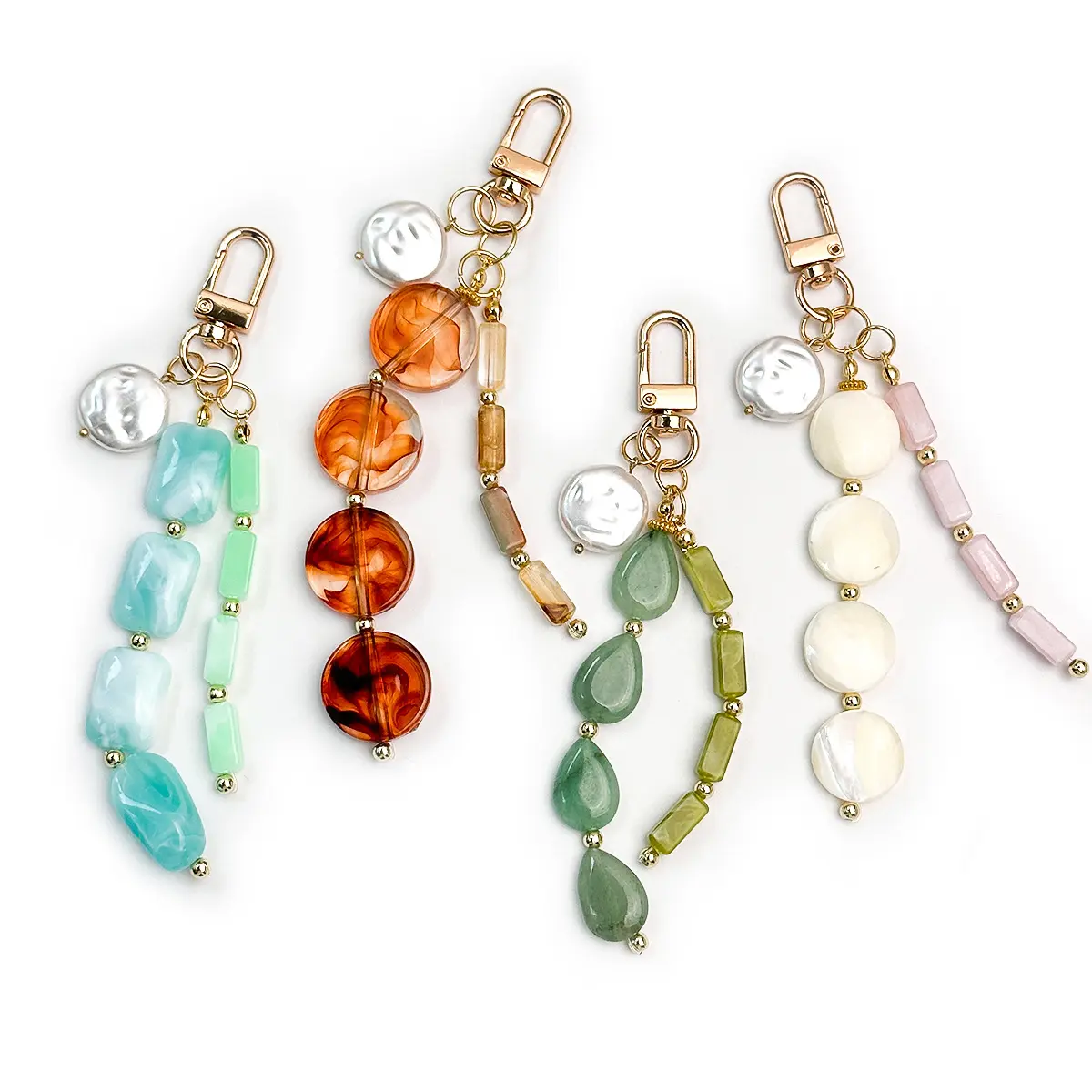 Elegant Natural Stone Pearl Bag Charm Luxury Beaded Gold Keychain Vintage Acetate Pendant for Designer Handbag Backpack Decoration