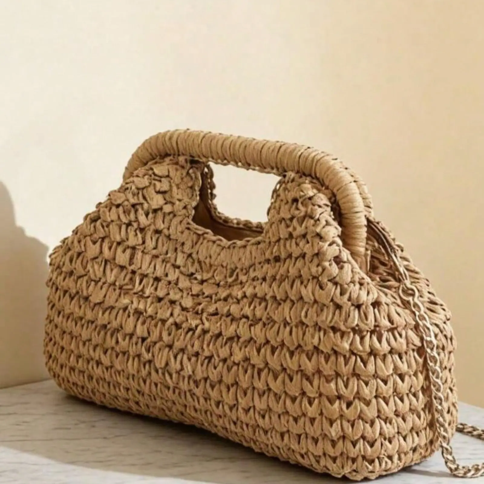 Women's Fashionable Summer Straw Woven Crossbody Bag - Crossbody Bags for Women with Chain Strap, Braided Look, Minimally Boho Casual Mini Clutch, Beach Holiday Essential for Casual Outing, Gift-Worthy