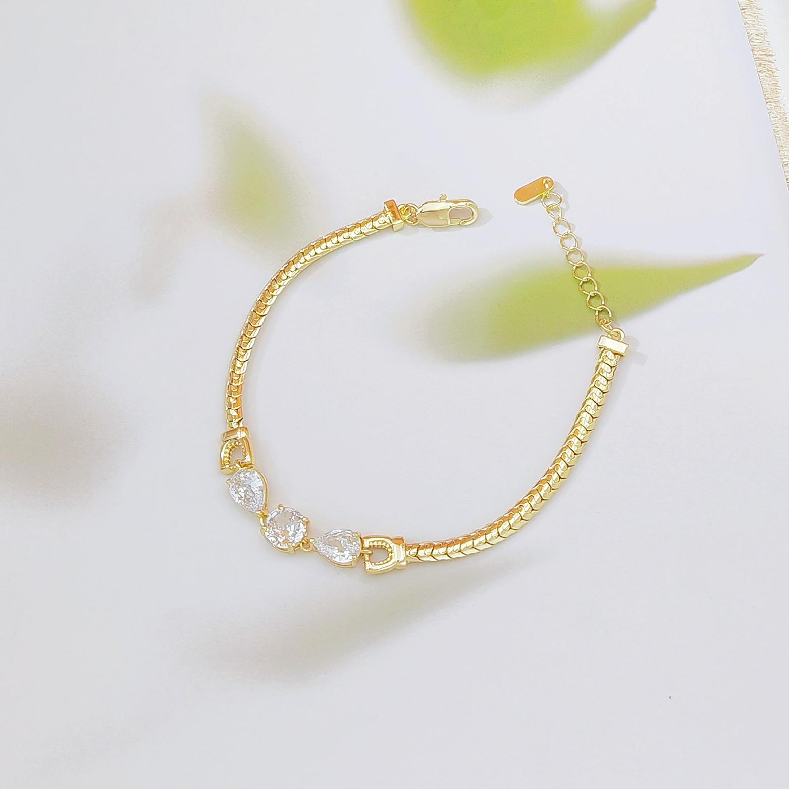 18K Gold Plated CZ Tennis Bracelet for Women Luxury Minimalist Paved Crystal Chain Bracelet Dainty Elegant Shiny Jewelry Versatile for Daily Wear, Parties, Weddings & Gift Giving