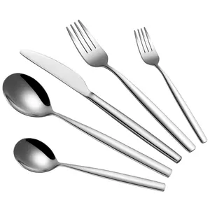 Elegant Gold & Silver Stainless Steel Flatware Set – 30-Piece Cutlery for 6 – Mirror Finish, Dishwasher Safe, Includes Dinner Knives, Forks, Spoons – Modern Tableware for Home, Restaurant