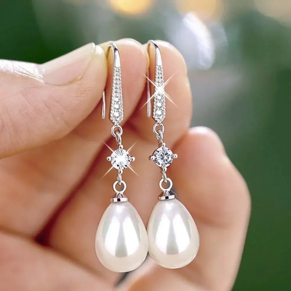 Baroque Teardrop Earrings for Women Elegant Wedding Style Daily Wear Ear Accessory Fashion Outfit Jewelry Style