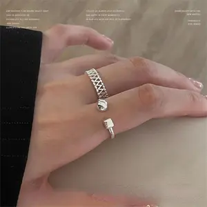 Ring in a minimalist style, non-fading, with a high-end feel, niche accessory, woven mesh design, unique and simple open ring