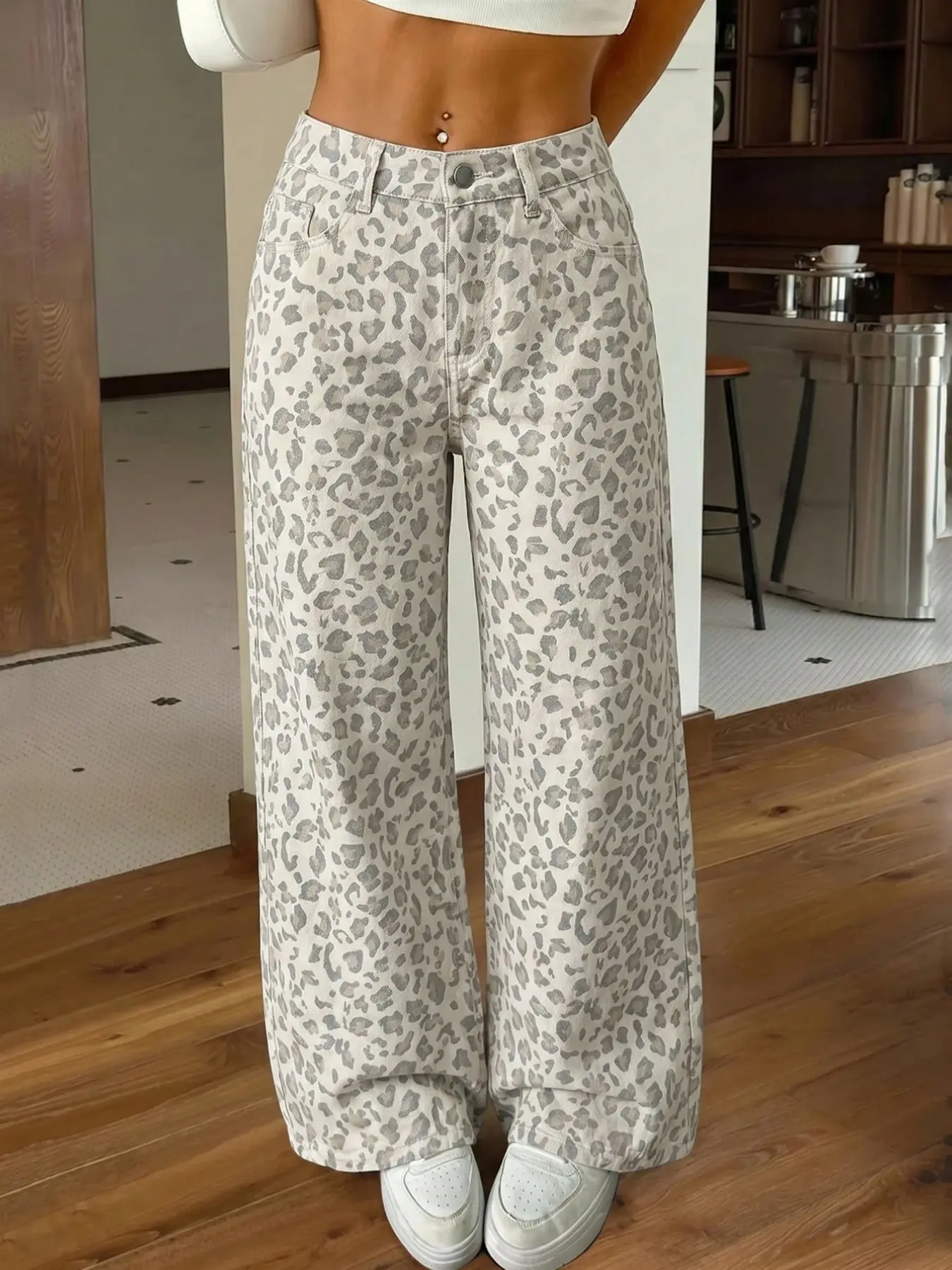 Small Size Leopard Print High Waist Straight Leg Wide Leg Jeans Bottoms, Casual Fitted Denim Jeans, All Seasons, Unlined, Plain Surface