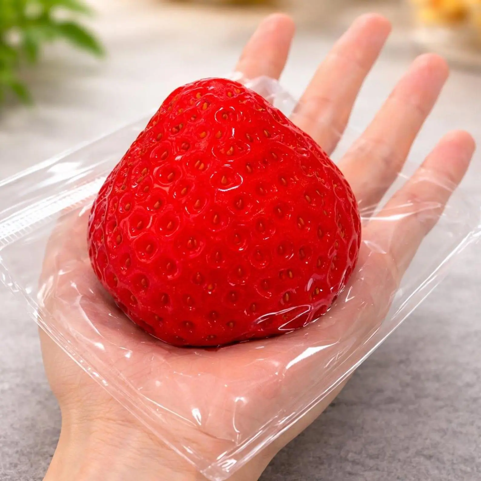 Transparent Strawberry Squishy Stress Ball, Crunchy Jelly Fidget Toy