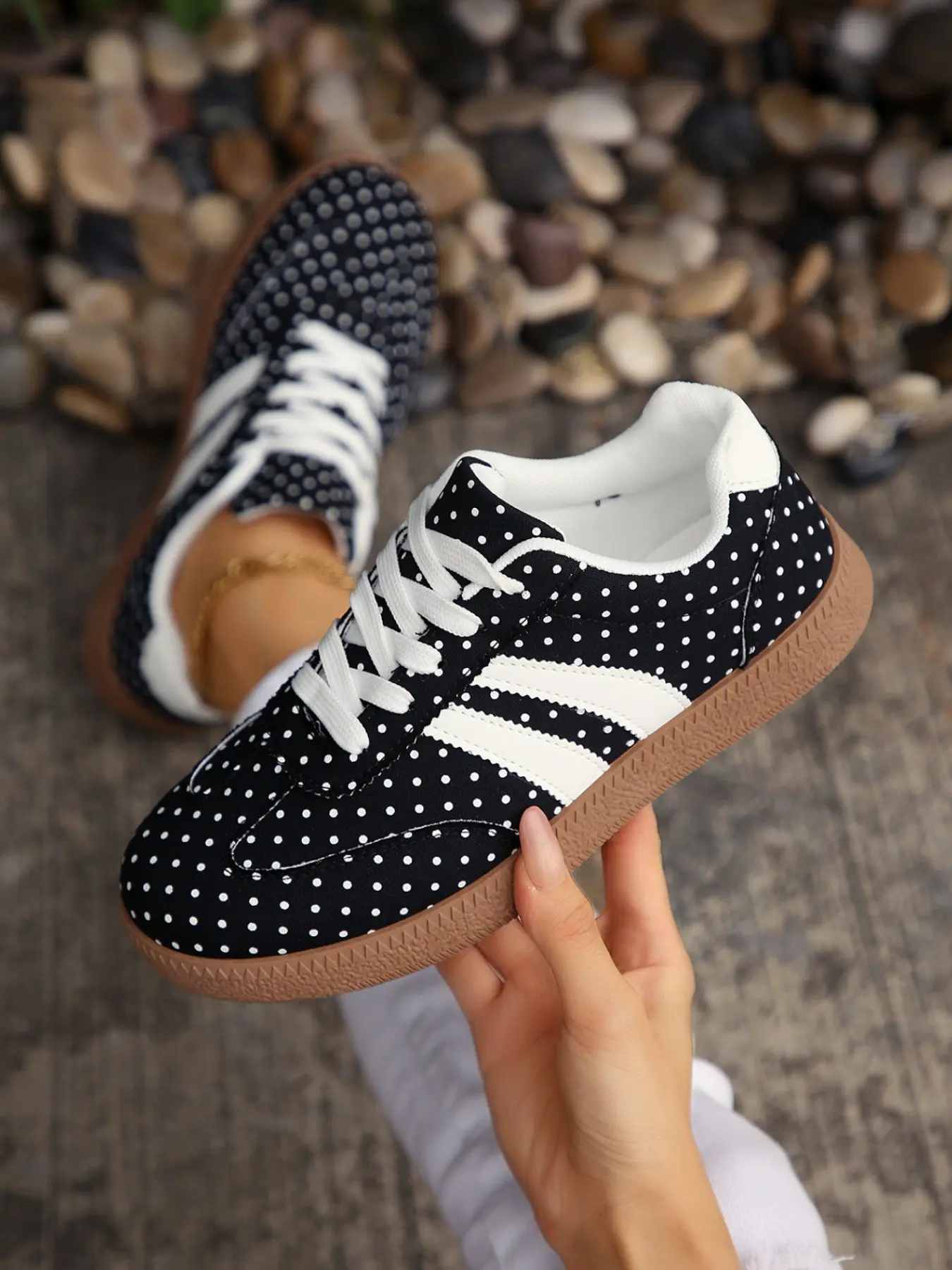 Women's Polka Dot Trainer Shoes, Street Low Top, Vintage Stripes, Rubber Flat Sole, Casual Board Sneakers, Perfect for Daily Wear, Comfortable and Stylish