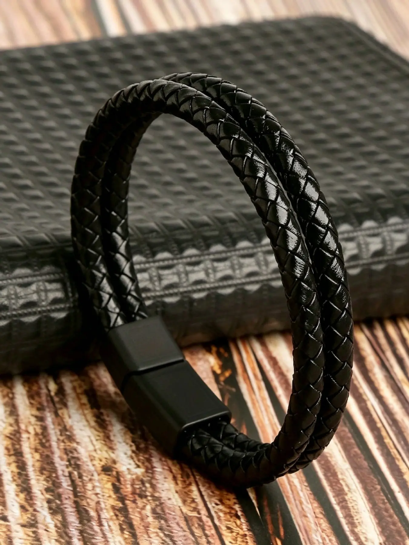 Trendy Alloy Bangle Bracelet for Men, Dual-Layer Braided Artificial Leather, Matte Dark Magnetic Clasp, Boho Style, Perfect Gift