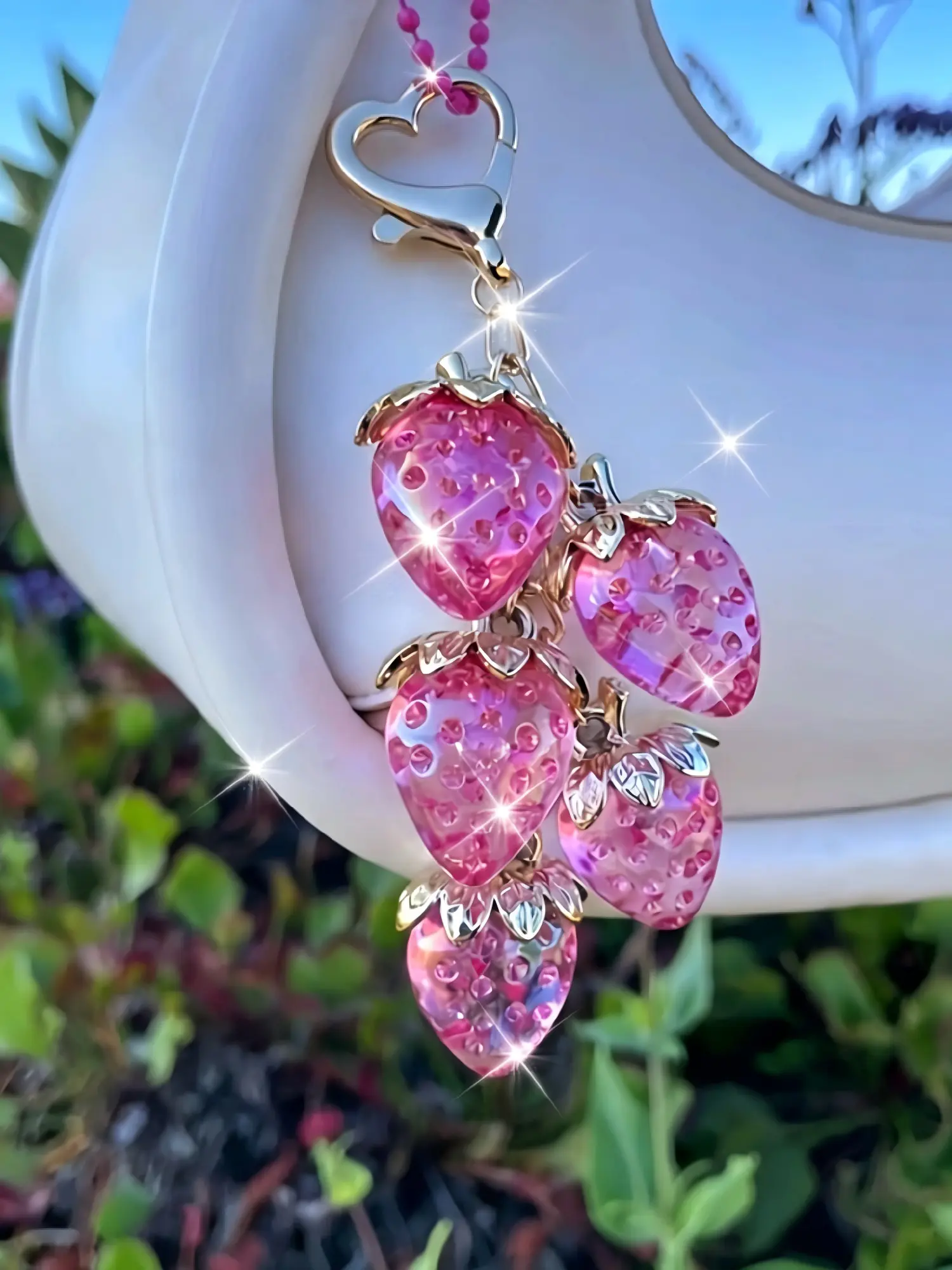 Realistic Strawberry Resin Keychain, Cute Fruit Bag Charm Pendant for Backpack Purse, Gift for Women & Girls